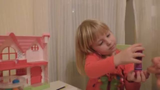 Делаем гусеницу из пластилина смотреть онлайн