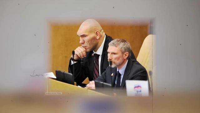САМЫЙ ТУПОЙ БОКСЕР В ИСТОРИИ НИКОЛАЙ ВАЛУЕВ РАЗОБЛАЧЕНИЕ смотреть онлайн