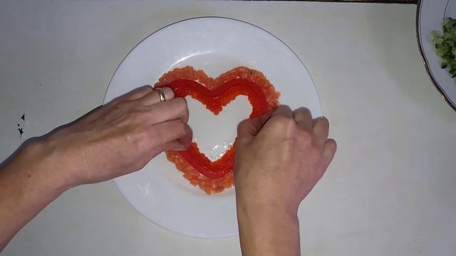 Салат на романтический ужин. Украшение стола на день влюбленных смотреть онлайн