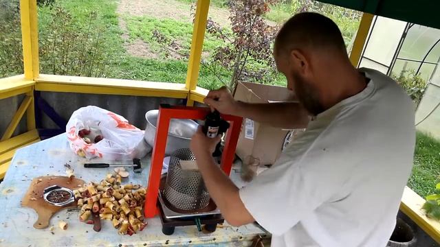 Пресс Умелец с гидравликой в работе смотреть онлайн