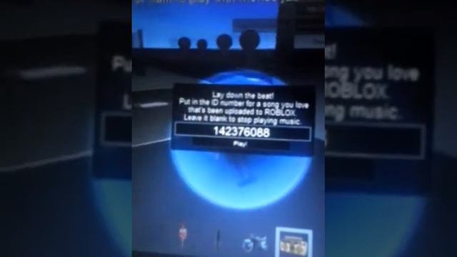 Make sru you Brig your sour crem ROBLOX смотреть онлайн