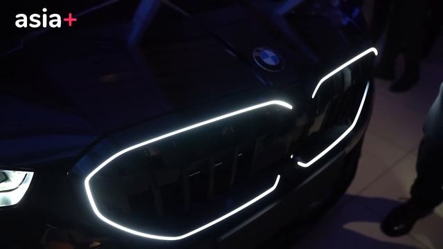 В Душанбе презентовали мощный электромобиль BMW 5 Series смотреть онлайн