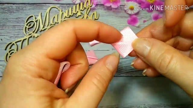 Сначало вырезаем корону из ЭКО-Кожи и....... Каждой принце по короне,заколка ,на первые хвостики смотреть онлайн