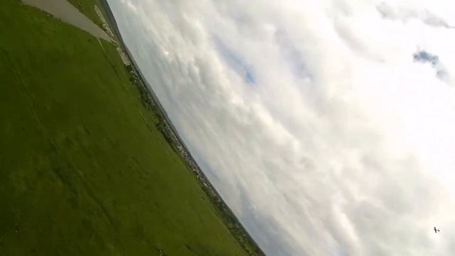 Полёты в тандеме с двс самолётом в максимовке(УФА) смотреть онлайн