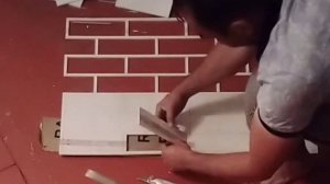 Самоделка. Трафарет для имитаций кирпичной кладки. Как сделать трафарет под декоративный кирпич