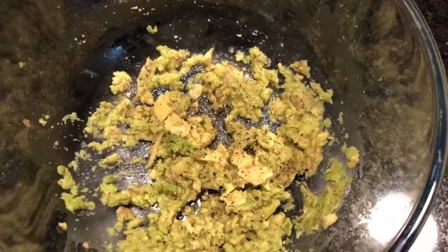 ТОСТ С ТОМАТАМИ И АВОКАДО(ЗАВТРАК!) смотреть онлайн