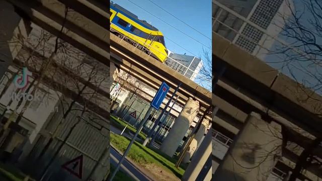 #нидерланды#амстердам#поезд смотреть онлайн