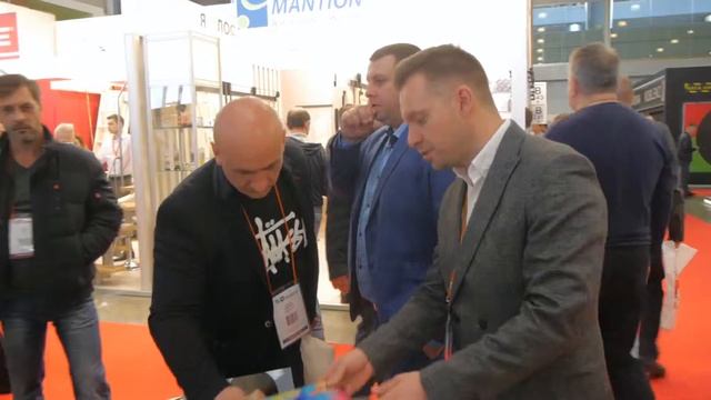 Планшетный уф-принтер UVIP 2513 на выставке MOSBUILD 2019 | 3t group - печать на любых материалах смотреть онлайн
