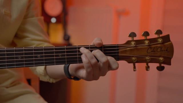 Miley Cyrus - Flowers - Fingerstyle Guitar Cover (TAB) смотреть онлайн
