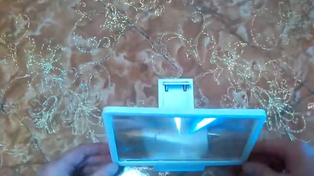 Линза Фриннеля или увеличитель изображения. смотреть онлайн