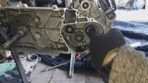 Редуктор теряет масло скутер 150 кубов причина утечки ремонт