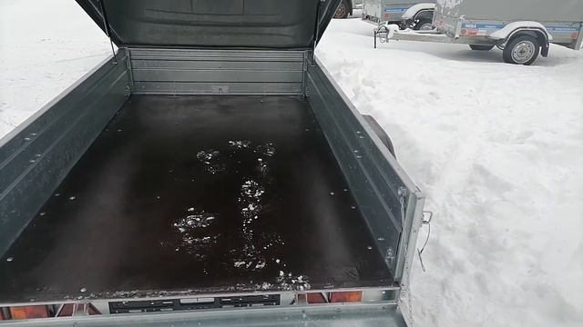 Пластиковая крышка для прицепа Tavials A2012. смотреть онлайн