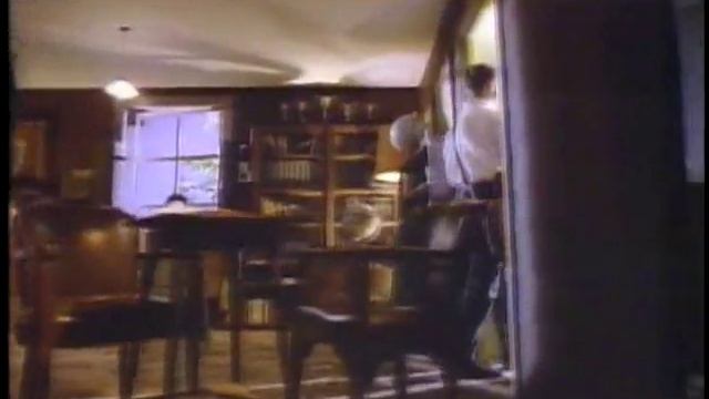 Don't dream It's over-Crowded House смотреть онлайн