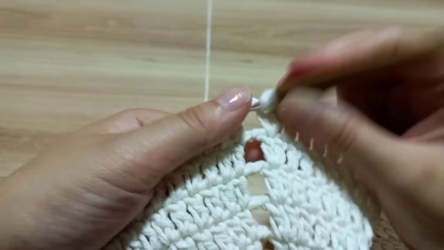 TAPETE OVAL FLORAL DE FORMA FÁCIL E ECONÔMICO PASSO A PASSO смотреть онлайн