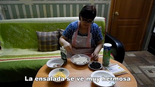 MAMA RUSA COCINA: La Ensalada "GIRASOL" смотреть онлайн