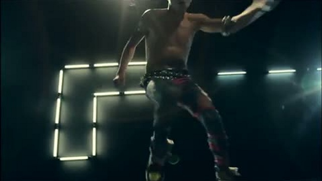 Quest Pistols feat Артур Пирожков - Революция смотреть онлайн