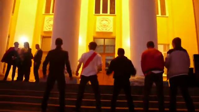 На нах приехали в другой город xD смотреть онлайн