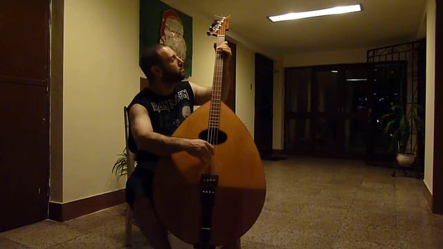 Revoredo Acoustic Bass 8 смотреть онлайн