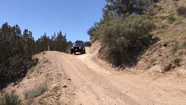 Hungry Valley SVRA In my 2000 Isuzu Rodeo 3.2V6 4WD / Honda Passport смотреть онлайн