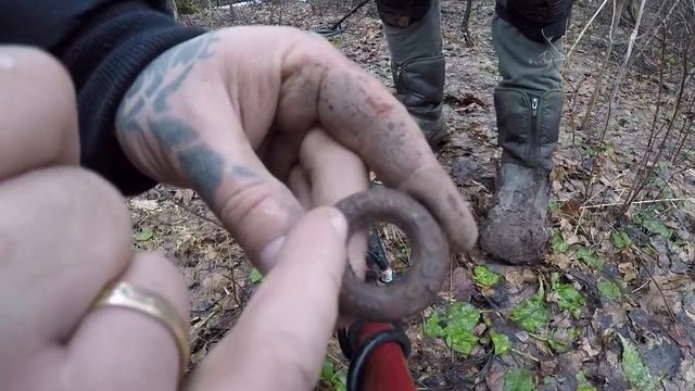 ПОИСК В ЗАБРОШЕННЫХ ДЕРЕВНЯХ В РОЛИКЕ ЗВУЧИТ ПЕСНЯ НА СТИХИ НИКОЛАЯ СТАРОВА исп. НАТАЛИЯ СТЕПАНОВА смотреть онлайн