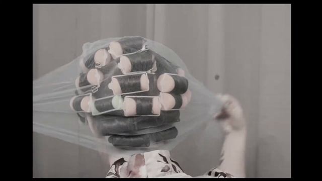 Retro Curls With Foam Rollers - Vintage Hair How-To