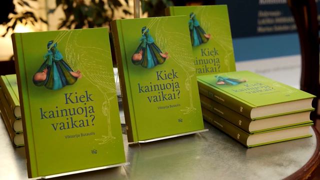 Susitikimas su romano „Kiek kainuoja vaikai“ autore Viktorija Butautis смотреть онлайн