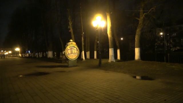 Ярославль. Ночь. 1 мая. Ванильное  небо. Из пушки - по мусору! РЖД захватило дворец!