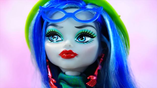 Monster High Cleo De Nile and Ghoulia Yelps Exclusive 2 Pk Doll Review смотреть онлайн