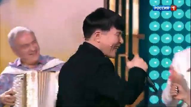 Привет, Андрей! выступление Ахана Отыншиева с песней  Шудың Бойында❤?