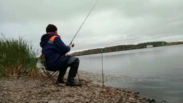 Рефтинское водохранилище . На расширении старого канала и снова холодный канал . 18 - 19 сентября смотреть онлайн