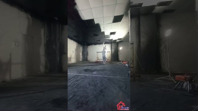 Покраска Армстронга безвоздушным аппаратом в ТЦ Евпатория смотреть онлайн