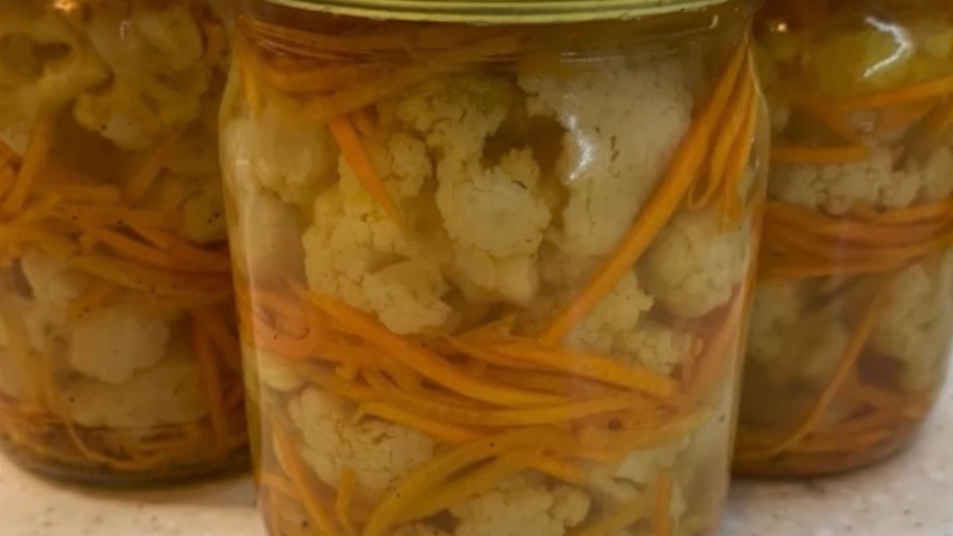 Цветная капуста по-корейски с морковкой на зиму смотреть онлайн