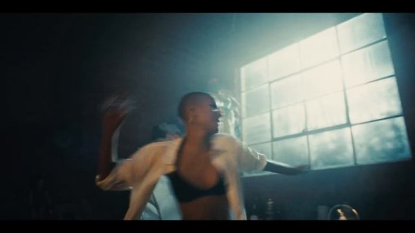 YUNGBLUD - Memories (Official Music Video) ft. WILLOW