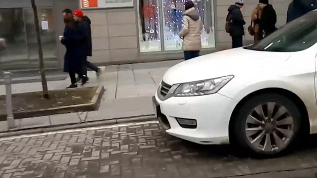 Очередь на старт продаж Nintendo Switch 03.03.2017 смотреть онлайн
