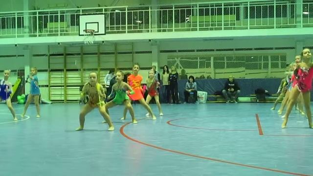 Танец с булавами смотреть онлайн