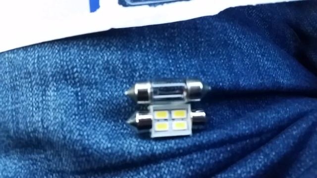 Как поменять лампочку внутреннего освещения на Nissan X-Trail T31 - АвтоКак