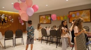 VLOG Друзья пришли на День Рождения Алисы. 5 лет