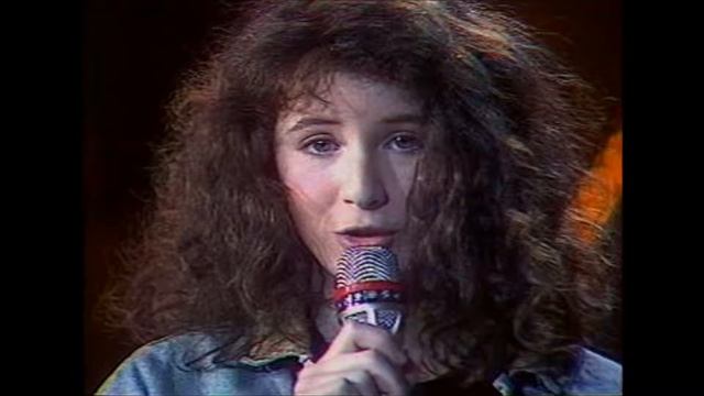 Elsa - Quelque chose dans mon Coeur (Instru) смотреть онлайн