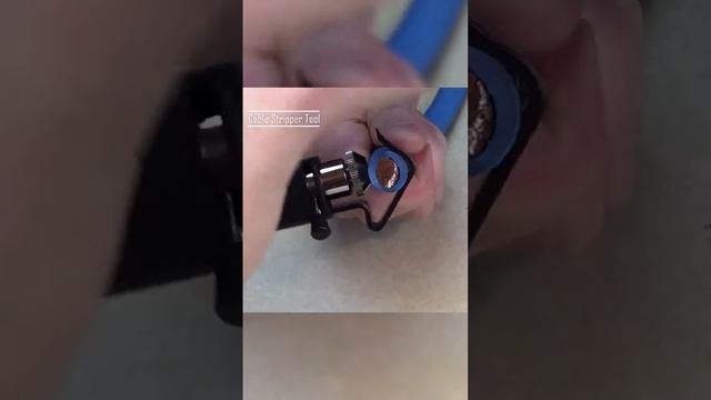 Инструмент для зачистки кабеля #Shorts смотреть онлайн