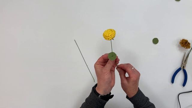 DIY Felt Mums – No Sew Craft Project