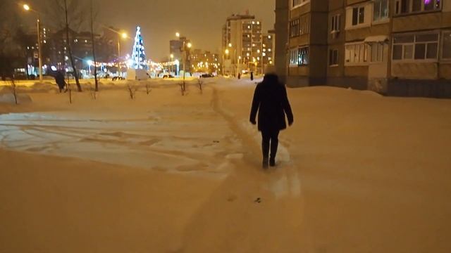 Прогулка, вечер, Инорс. г.УФА смотреть онлайн