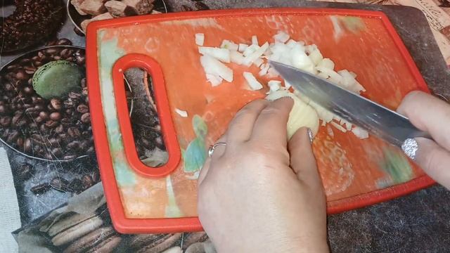 ПЛОВ ИЗ КУРИНЫХ ПУПКОВ ПЕРВЫЙ РАЗ В ЖИЗНИ смотреть онлайн