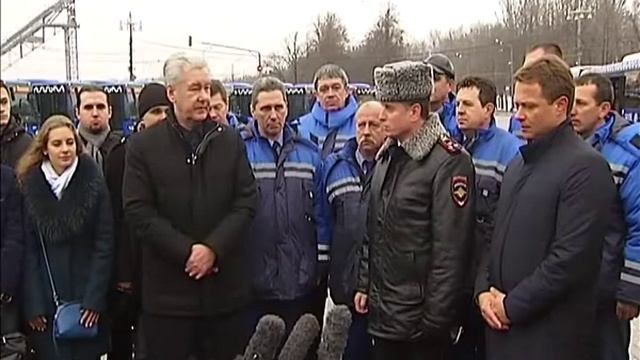 Осмотр новых низкопольных автобусов смотреть онлайн