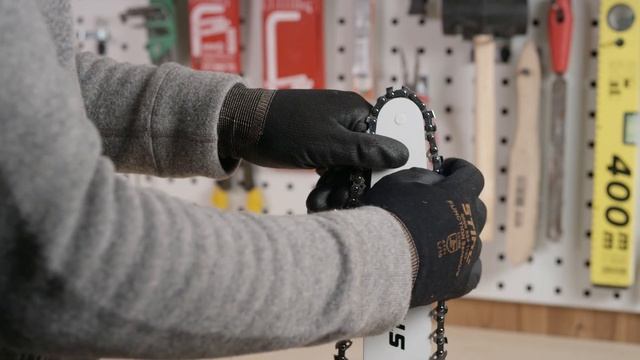 MS 180 Motorlu Testere: Pala ve zincir montajı, kolay zincir germe смотреть онлайн