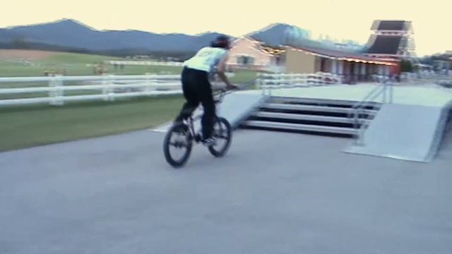 MiNi - DV Test 1 : vlog смотреть онлайн