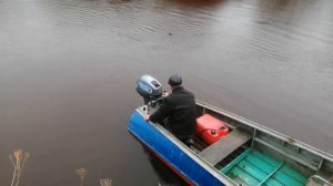 обкатка лодочного мотора Микатсу,первый запуск.