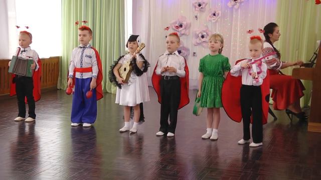 дискотека для жучков смотреть онлайн