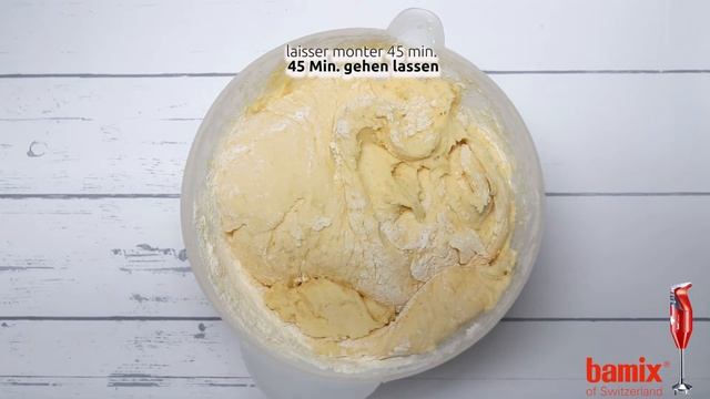HEFE-NUSSZOPF / BROICHE A LA CRÈME DE NOISETTE смотреть онлайн