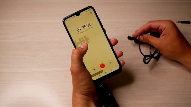 Беспроводной микрофон петличка для телефона Xiaokoa N81 UHF смотреть онлайн
