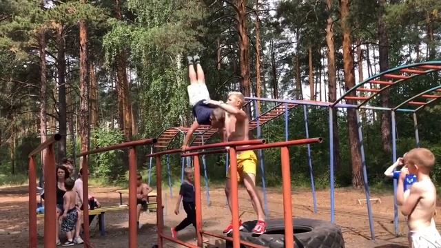 Гимнастика вне зала или как мы тренируемся во время карантина ! смотреть онлайн